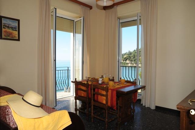Holiday'S Beach Lejlighedshotel Ventimiglia Eksteriør billede