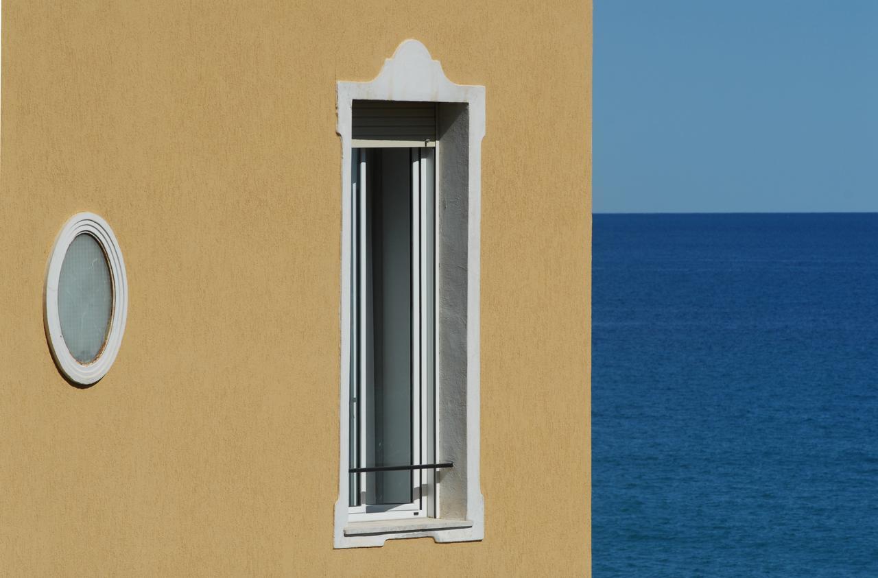 Holiday'S Beach Lejlighedshotel Ventimiglia Eksteriør billede