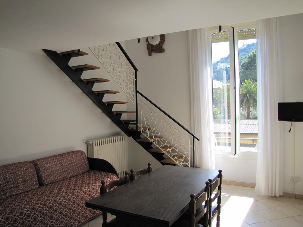Holiday'S Beach Lejlighedshotel Ventimiglia Eksteriør billede